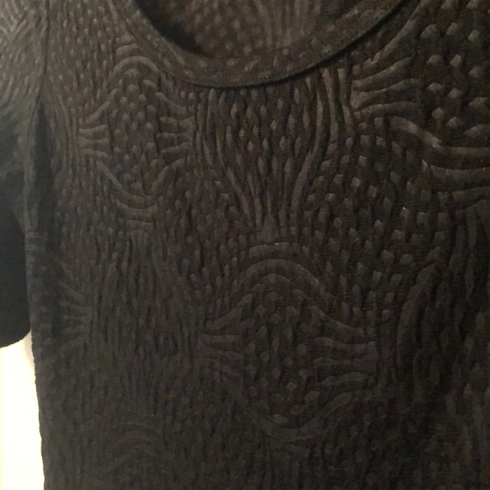 *LITTLE BLACK DRESS* - Picture 3 of 3